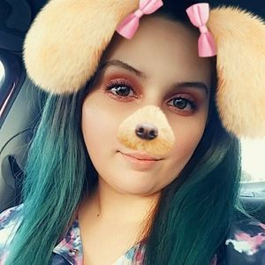 Meet your Posher, Cayla